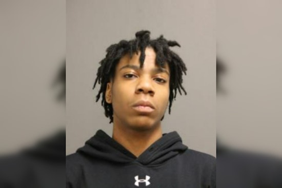 Four Youths, Including a 13-Year-Old, Charged in Chicago Armed Robbery Case