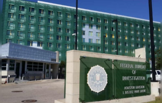 Galveston Federal Judge Convicts Texas Man of Coercion, Enticement of Minor