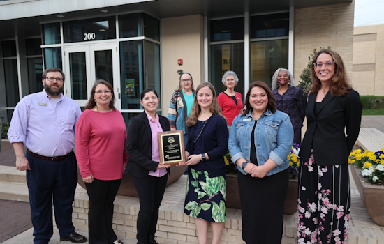 Garland Municipal Library Honored with Achievement of Excellence Award for 19th Year in Texas