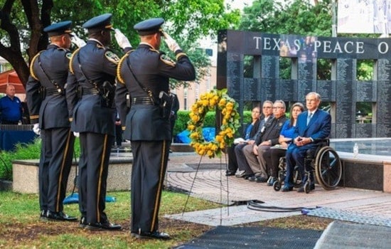 Governor Abbott Honors Slain Officers at Texas Peace Officers' Memorial in Austin