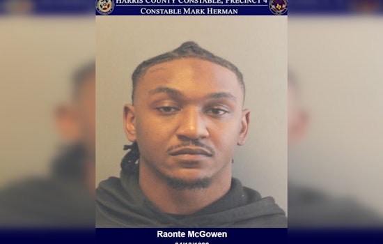 Harris County Deputies Arrest Man with Outstanding Warrants, Unlawful Weapon, and Marijuana