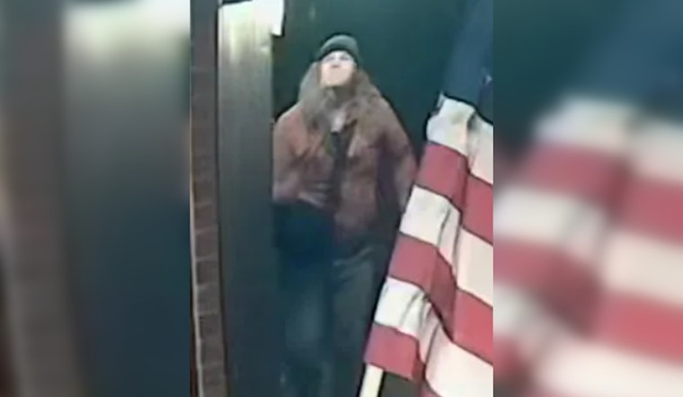 Historic Synagogue Lamps in Portsmouth Desecrated in Antisemitic Vandalism, Police Seek Unidentified Suspect