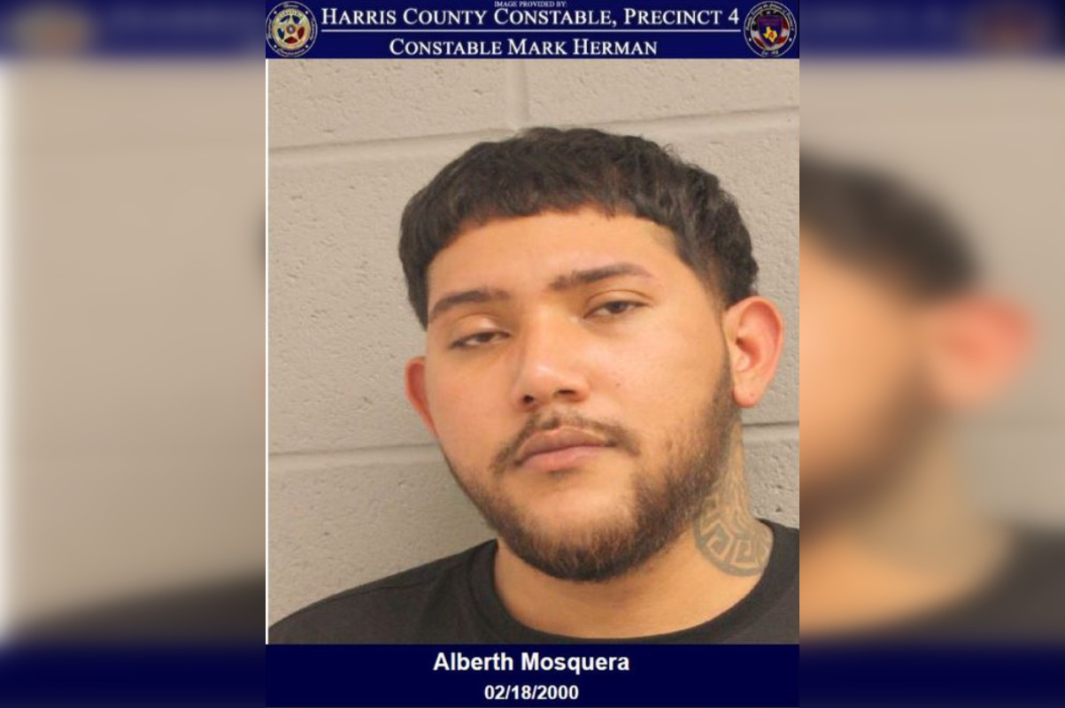 Houstonarea Bar Incident Leads to Arrest for Carrying Weapon in