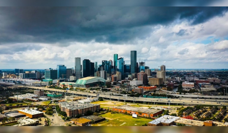 Houston Braces for Severe Thunderstorms Amid Week of Sunny Skies and Pleasant Temperatures