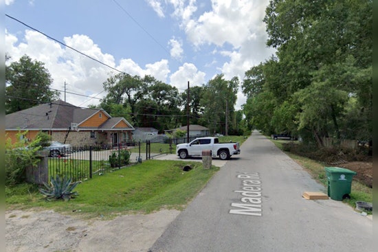 Houston Neighbor Shot Amidst Nearby Dispute on Madera Road, Police Seek Information on Suspected Shooters