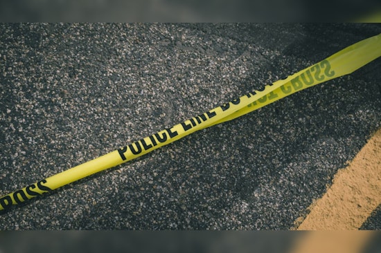 Houston Police Investigate Fatal Multi-Vehicle Incident on U.S. Highway 90