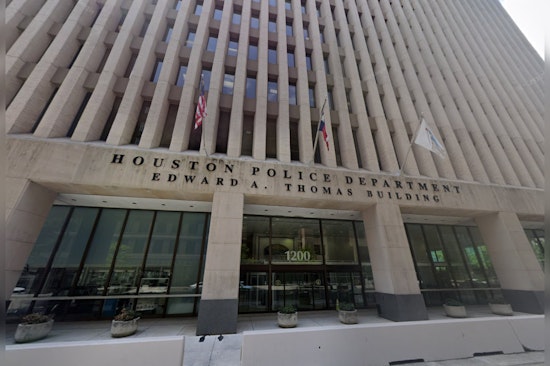 Houston Police Investigating Alleged Murder-Suicide at Jamestown Mall Apartment