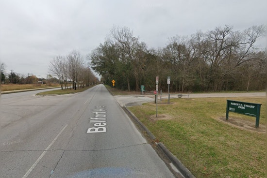 Houston Police Seek Leads After Man Found Fatally Shot on Southeast City Walking Trail