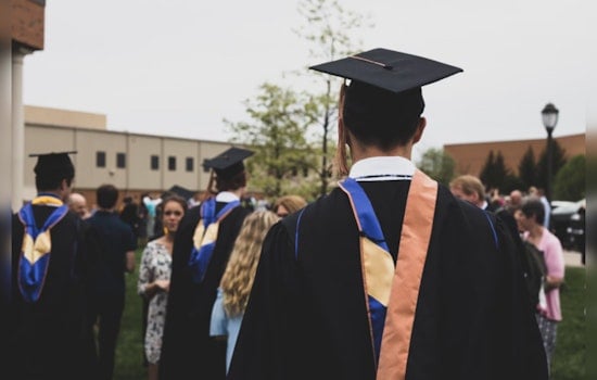 Houston Students Favor Local Colleges with UH and HCC Leading the Way, Analysis Shows