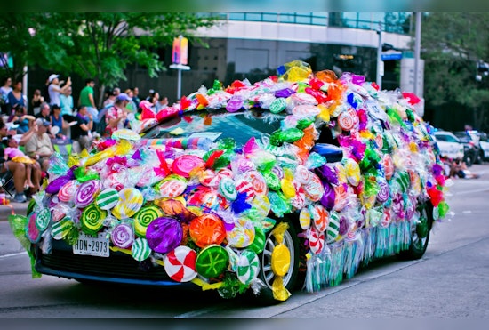 Houston's 37th Annual Art Car Parade Dazzles With Creative Mastery as 250,000 Spectators Revel in the Pageantry