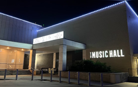 Hundreds of Laufey Fans Turned Away at Houston Concert Due to Counterfeit Tickets