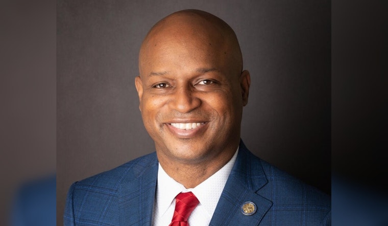 Illinois House Speaker Welch Balances D.C. Fundraiser with Honoring Labor Legend Amid Local Political Shift and PR Fray