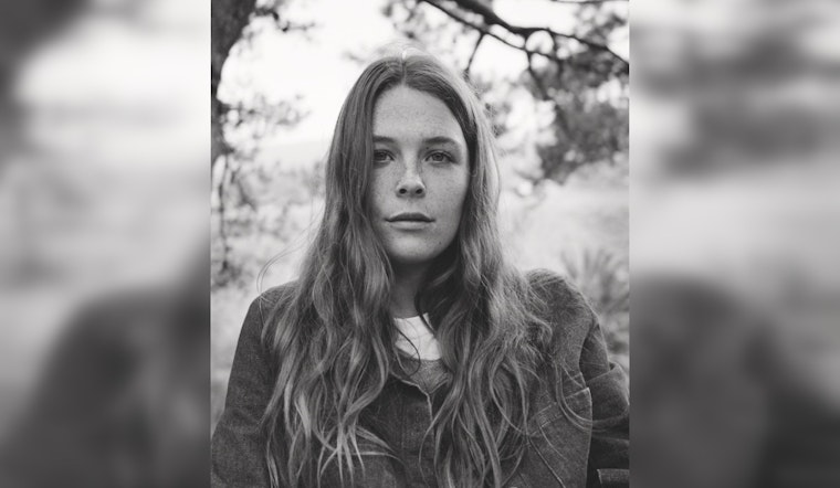 Indie Darling Maggie Rogers Defies Ticket Bots, Fans Line Up at Chicago's House of Blues in Show of Support