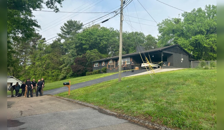 Knoxville Police Fatally Shoot Gunman Who Wounded Woman During Domestic Dispute