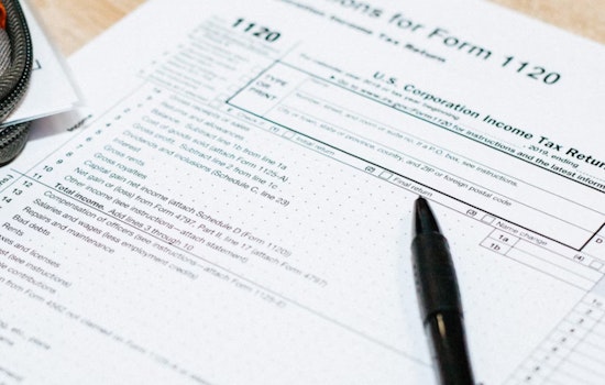 Last Call for Oregon Tax Filers as Midnight Deadline Approaches to Claim Rebates and File Returns
