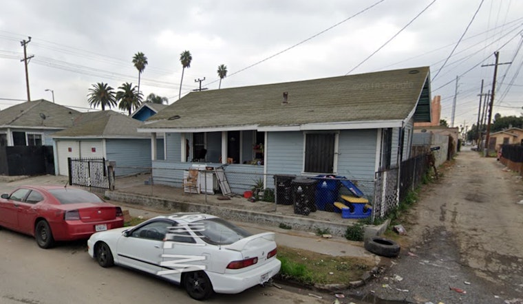 Los Angeles Firefighters Douse Vermont Knolls House Blaze in Under 30 Minutes; No Injuries Reported