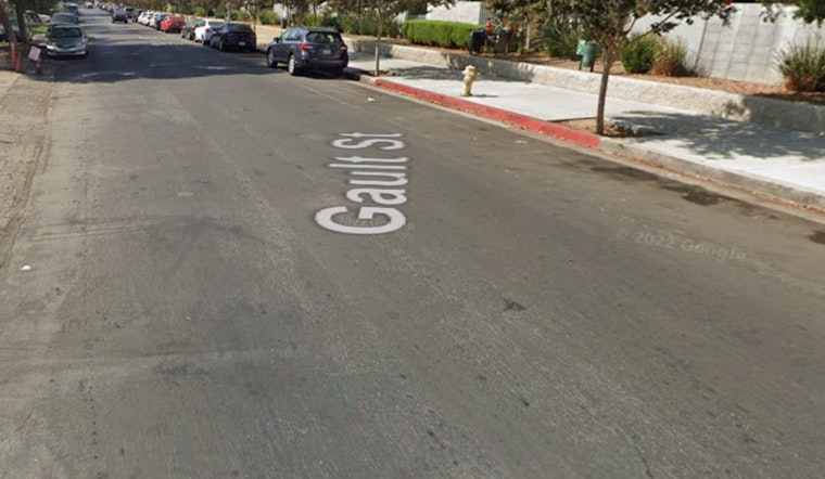Los Angeles Firefighters Extinguish Blaze in Van Nuys Townhome, No Injuries Reported