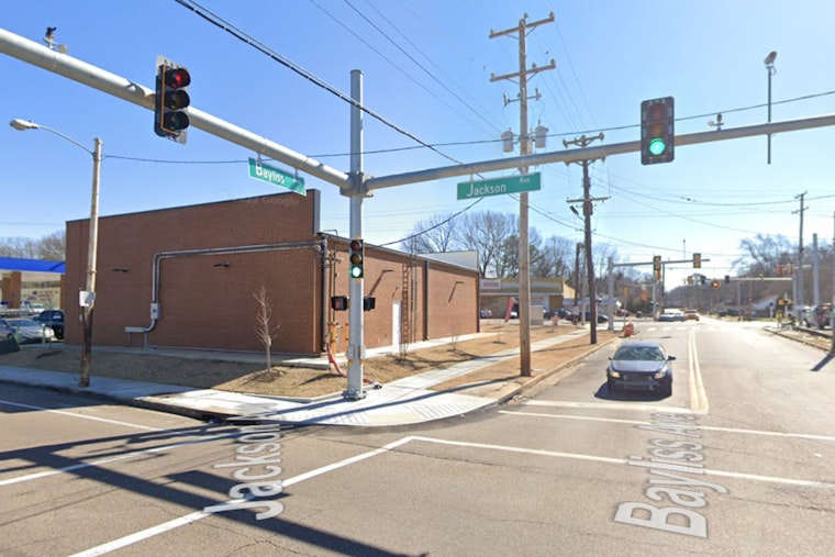 Major Car Crash Causes Standstill on Memphis's Jackson Avenue, MPD Advises Alternate Routes