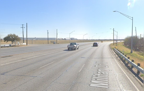 Man Critically Hurt in Road Rage Shooting in San Antonio, Suspect at Large