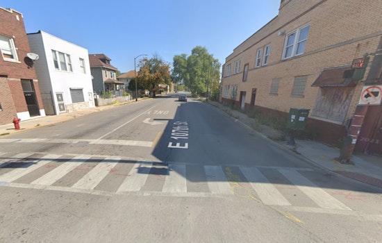 Man Critically Wounded in Chicago Roseland Neighborhood Shooting; Suspect at Large