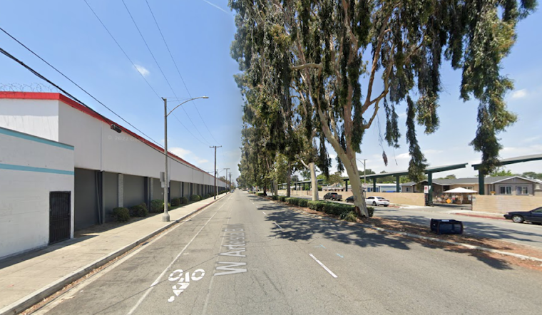Man Critically Wounded in Stabbing on Long Beach Street, Police Seek Suspect