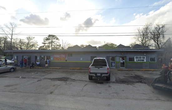Man Fatally Shot in Houston Store Parking Lot, Police Seek Information on the Gunman