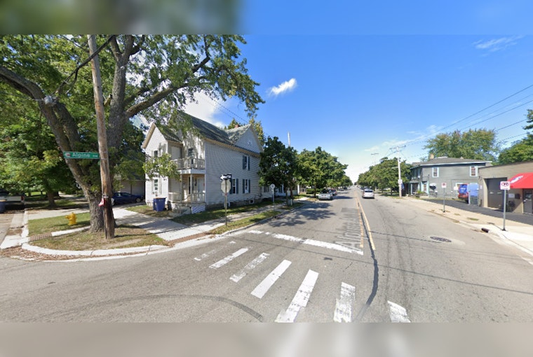 Man Fatally Stabbed in Grand Rapids, Suspect in Custody as Police Investigate