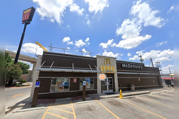 Man Injured in Non-Fatal Blade Attack at San Antonio McDonald's, Suspect Sought by Police