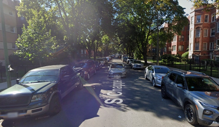 Man Shot and Killed in Chicago's South Shore, Police Investigation Underway