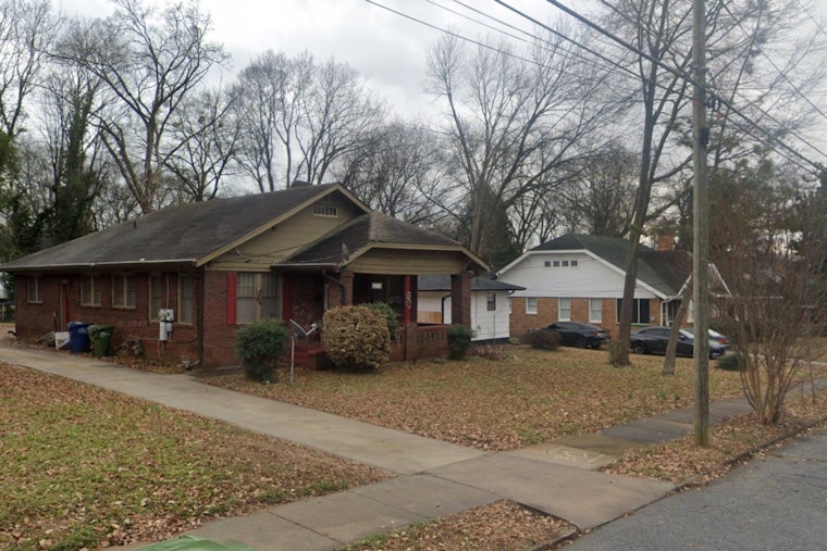 Man Wounded in Evening Gunfire on Atlanta Street, Police Seek Suspects