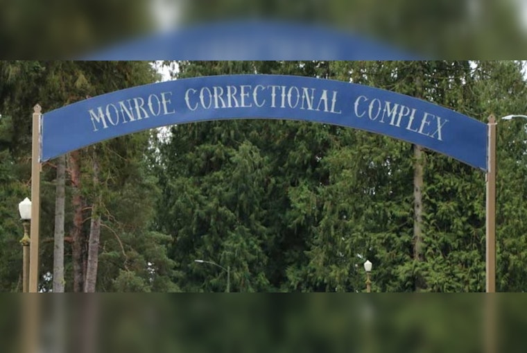 Manhunt Ensues After Inmate Escapes from Monroe Correctional Complex in Washington State