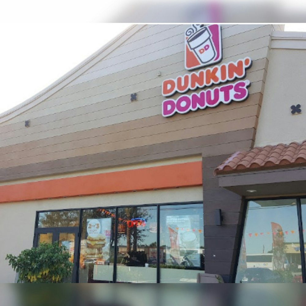 Manhunt in Lauderdale Lakes After Dunkin' Employee Suspected of Shooting in Drive-Thru