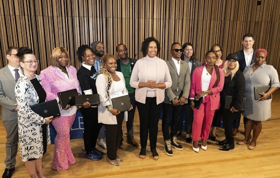 Mayor Bowser Champions Tech in DC With Gift of 160 Chromebooks on Digital Empowerment Day