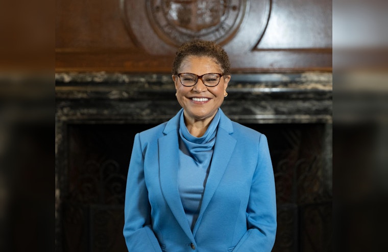Mayor Karen Bass of Los Angeles Launches Initiative to Streamline Small Business Operations