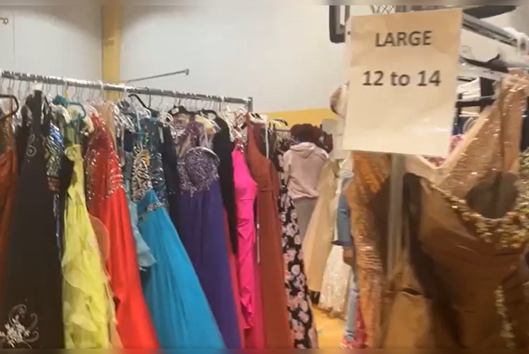 Memphis Police Department Eases Prom Costs for Families with 3rd Annual Prom Closet Event