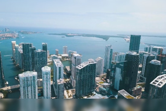 Miami Enjoys Sunny Skies With Cool Breezes as Firefighters Battle Southwest Wildfires