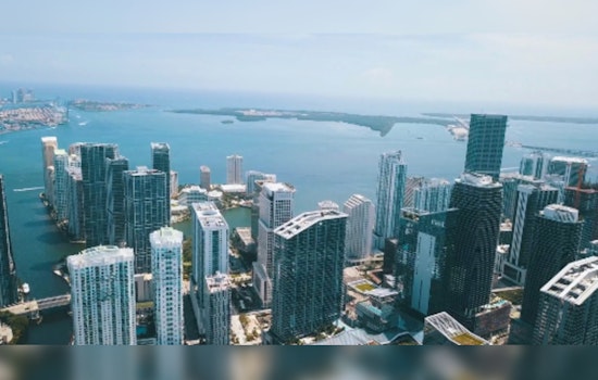 Miami Enjoys Sunny Skies With Cool Breezes as Firefighters Battle Southwest Wildfires