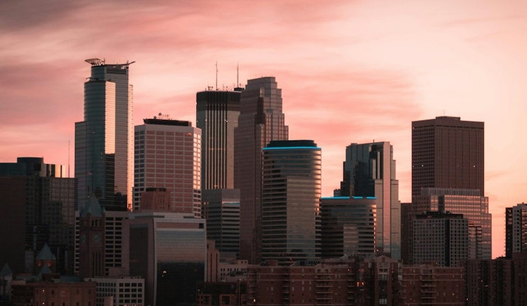 Minneapolis Braces for Sunny Sunday Before Week of Showers and Storms, NWS Advises