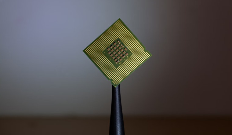 MIT Engineers Unveil Chip Boosting Smartphone AI and Security, Balancing Efficiency with Data Protection