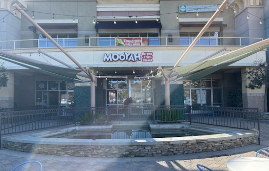 MOOYAH Burgers, Fries & Shakes Heats Up Valencia with Latest Los Angeles Area Location