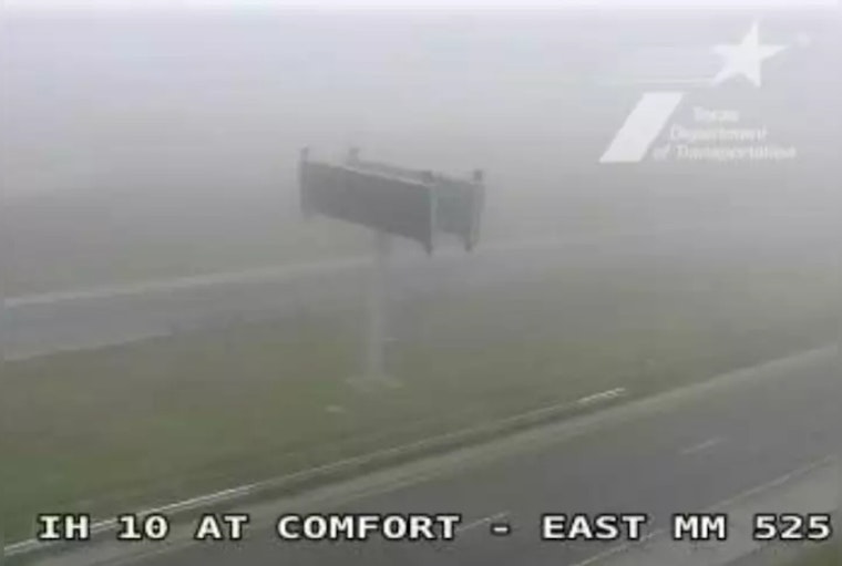 Multi-Vehicle Crash on I-10 Near Comfort, Texas Triggers Traffic Delays and Diversions