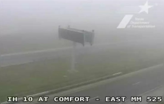 Multi-Vehicle Crash on I-10 Near Comfort, Texas Triggers Traffic Delays and Diversions