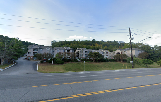 Nashville Man Fatally Shot Outside Bellevue Apartment Complex on Way to Work