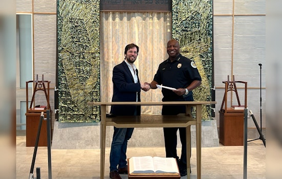 Nashville Police Rise to the Occasion, Partner with Jewish Community for 30th Passover Celebration