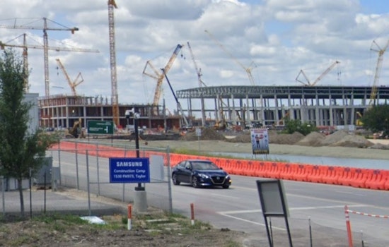 No Injuries as Crane Boom Drops at Samsung's Taylor Semiconductor Plant, OSHA Investigates