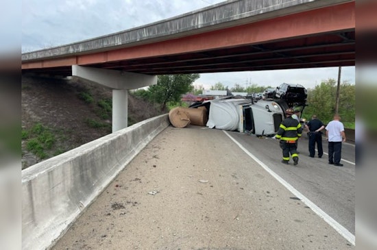 Overturned Tractor-Trailer Closes I-40 Ramp in Knoxville, TDOT Redirects Traffic through Downtown