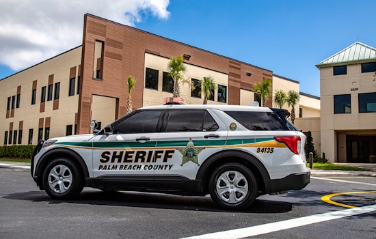 Palm Beach Sheriff's Deputy Fatally Shoots Armed Man at Boynton Beach Shopping Plaza