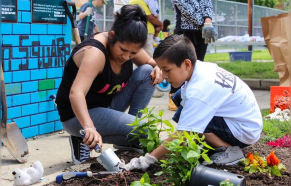 Philadelphia Invites Volunteers for Love Your Park Week to Spruce Up City Parks This May