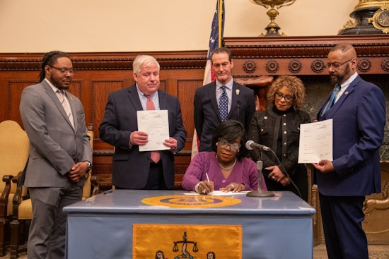 Philadelphia Mayor Signs Trio of Public Safety Bills Targeting Gambling Machines, Curfews, and License Plate Devices