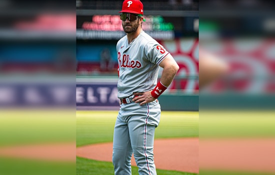Phillies Star Bryce Harper Takes Preplanned Day Off Following Daring Camera Well Tumble